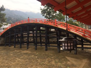 厳島神社